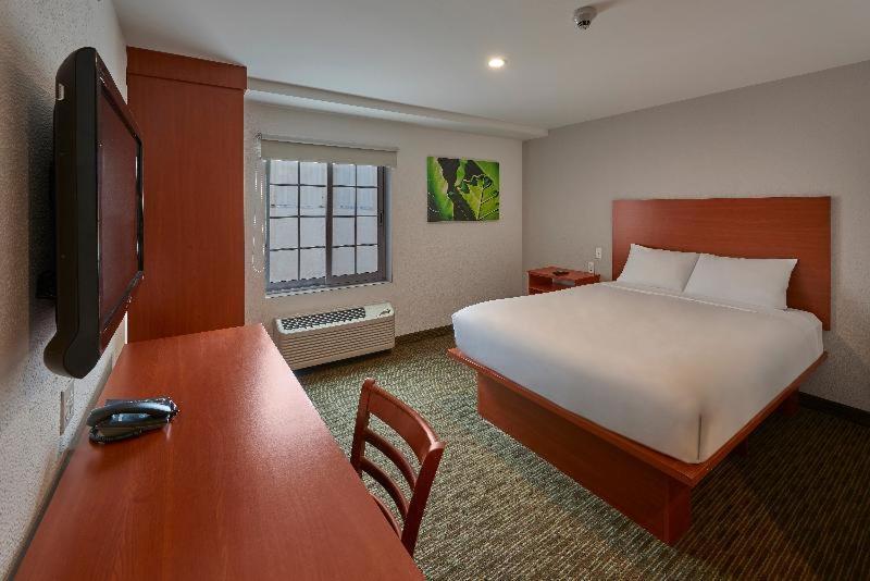 Extended Suites Ciudad Del Carmen Aeropuerto Номер фото